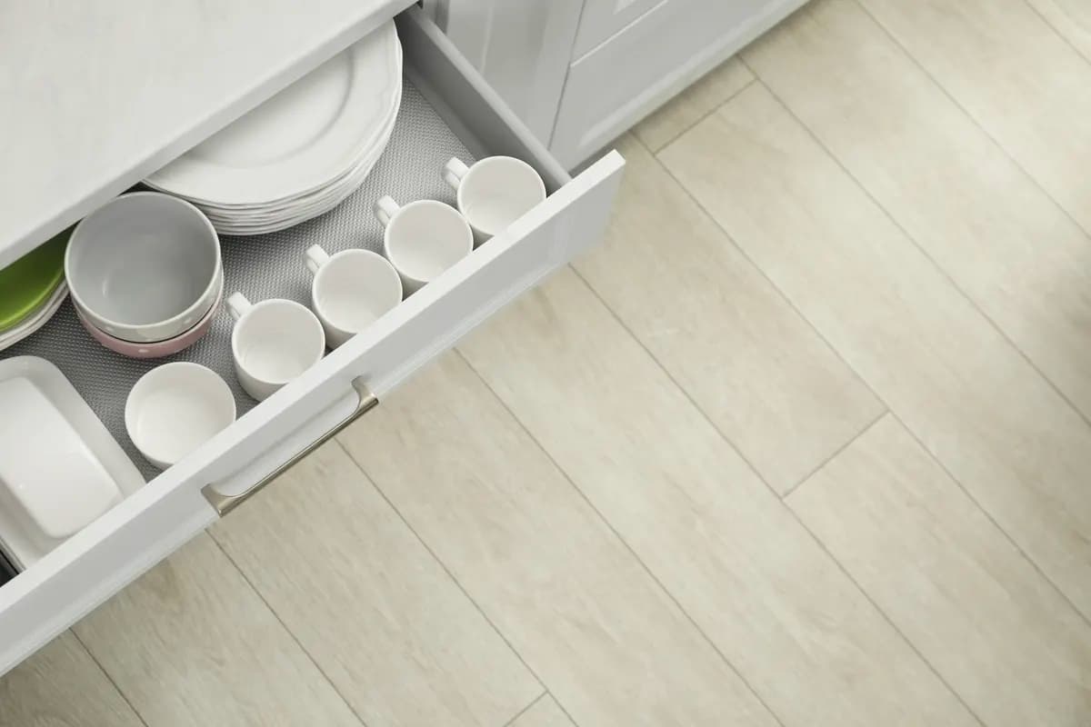 Pale Oak LVT Plank Flooring Liverpool